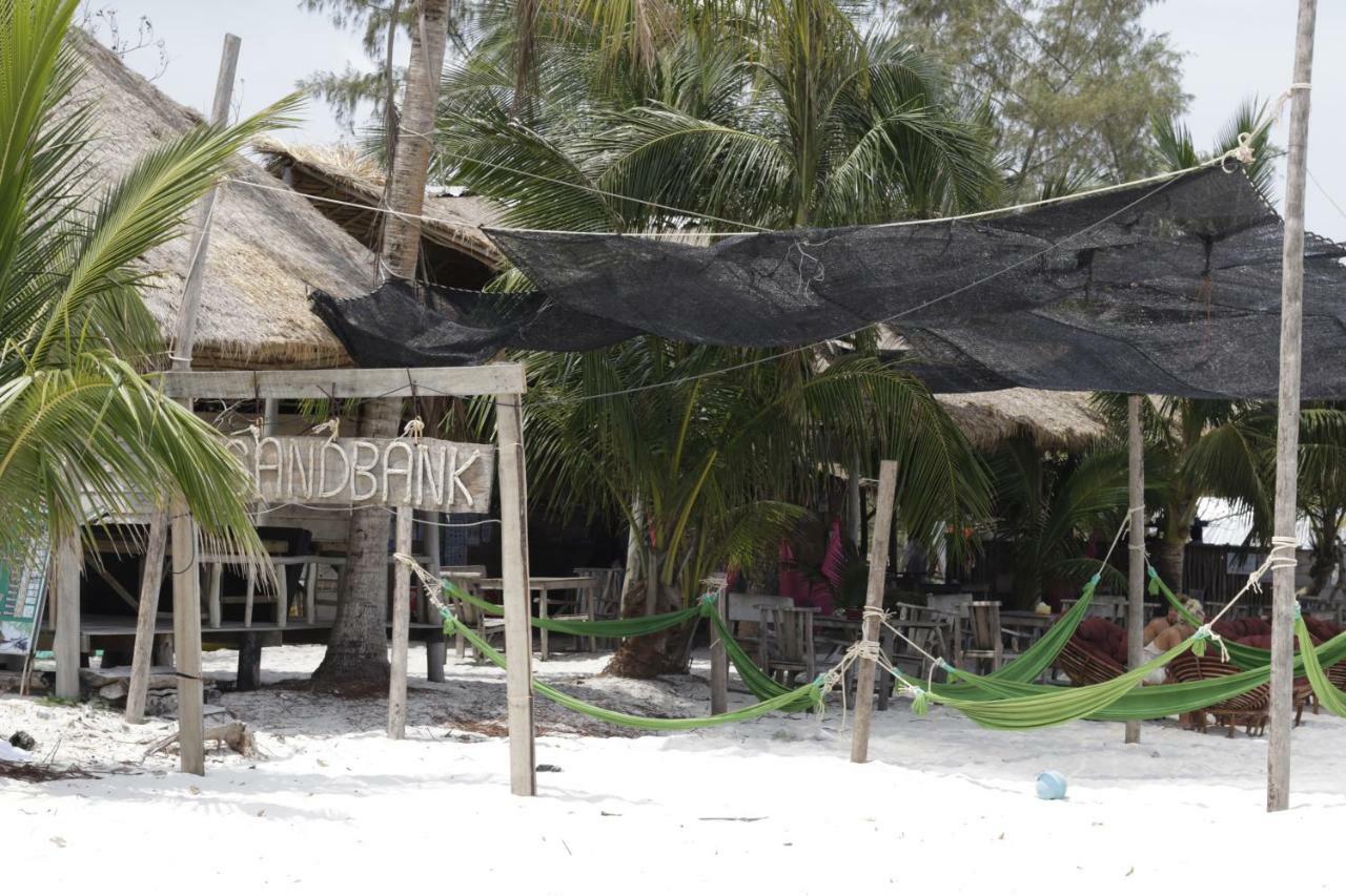 Sandbank Restaurant & Camping Koh Rong Kaoh Touch Exteriör bild