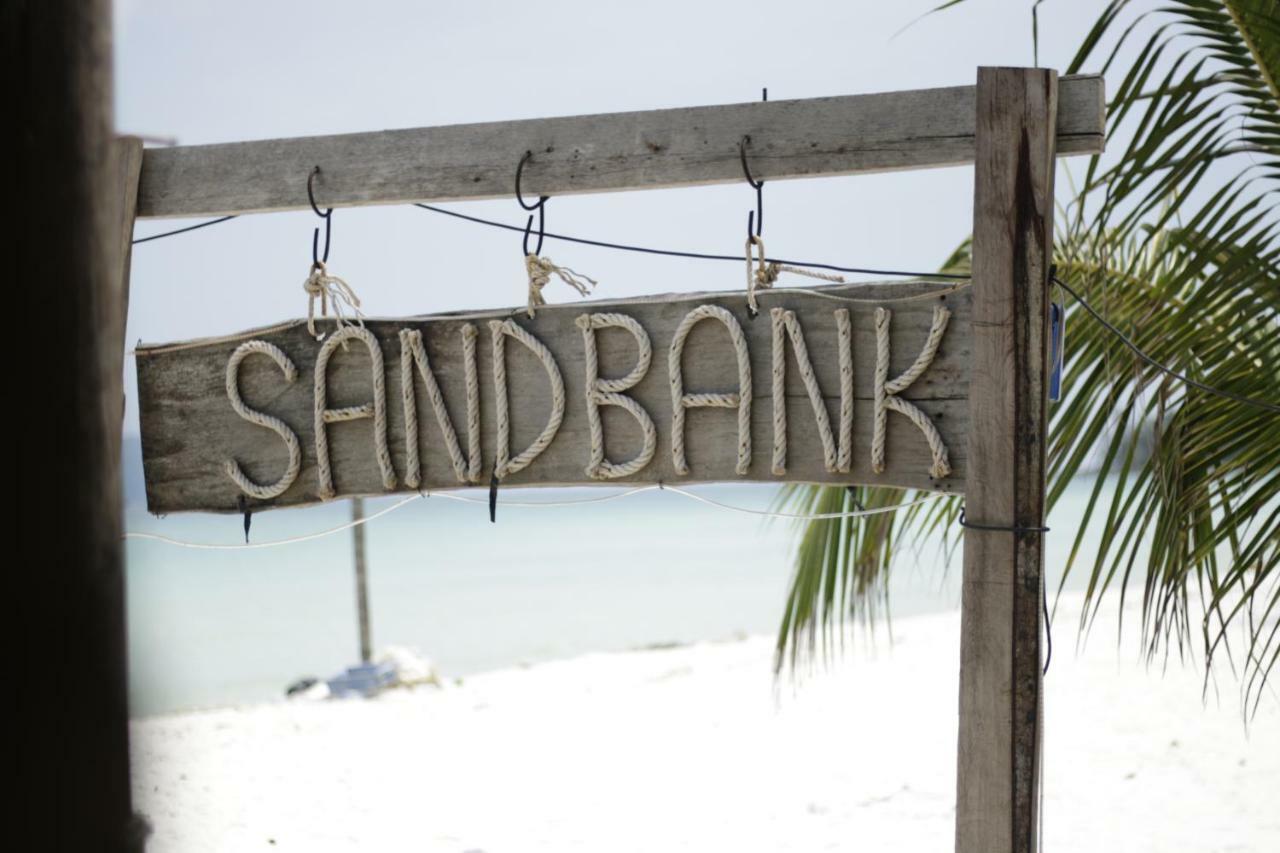 Sandbank Restaurant & Camping Koh Rong Kaoh Touch Exteriör bild